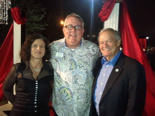Vice Mayor Carson, Robert Boo, and Commissioner Green at the 2013 Evening in Paradise
